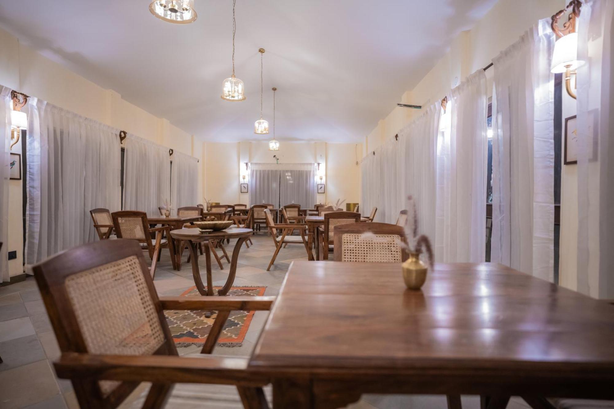 Aloof Jungle Lodge Ghanerao Ngoại thất bức ảnh