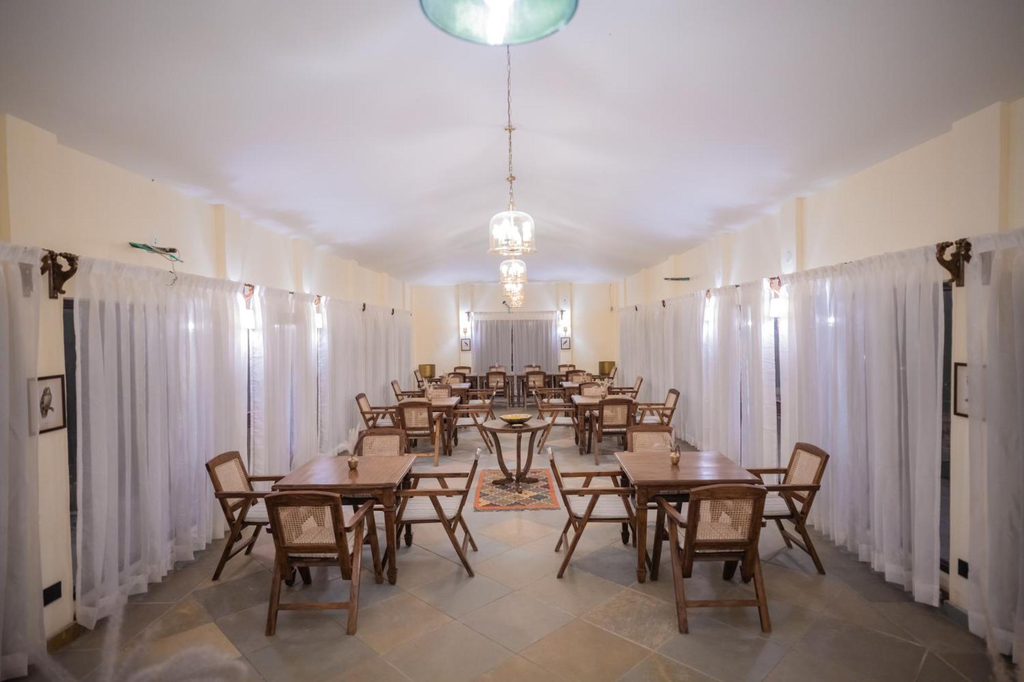 Aloof Jungle Lodge Ghanerao Ngoại thất bức ảnh